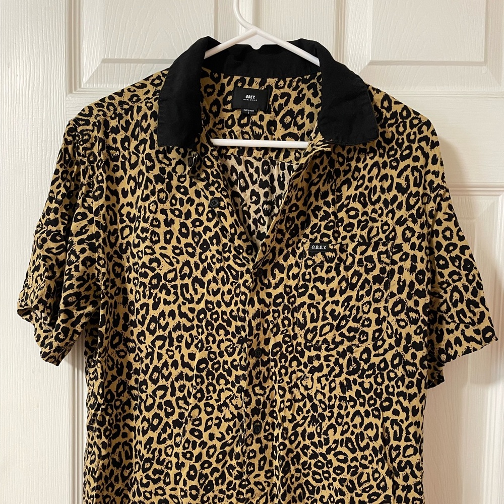 Unisex Leopard button up